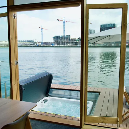 Semesterbostad Wikkelboats At Floating Rijnhaven Rotterdam
