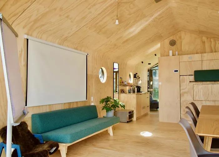 Wikkelboats At Floating Rijnhaven * Roterdão