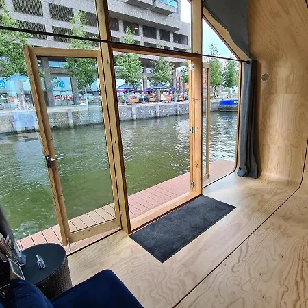 Casa vacanze Wikkelboats At Floating Rijnhaven