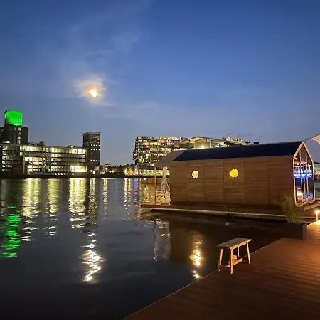 Tatil Evi Wikkelboats At Floating Rijnhaven *