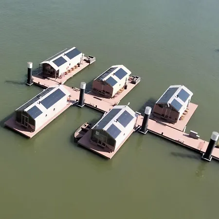 펜션 Wikkelboats At Floating Rijnhaven