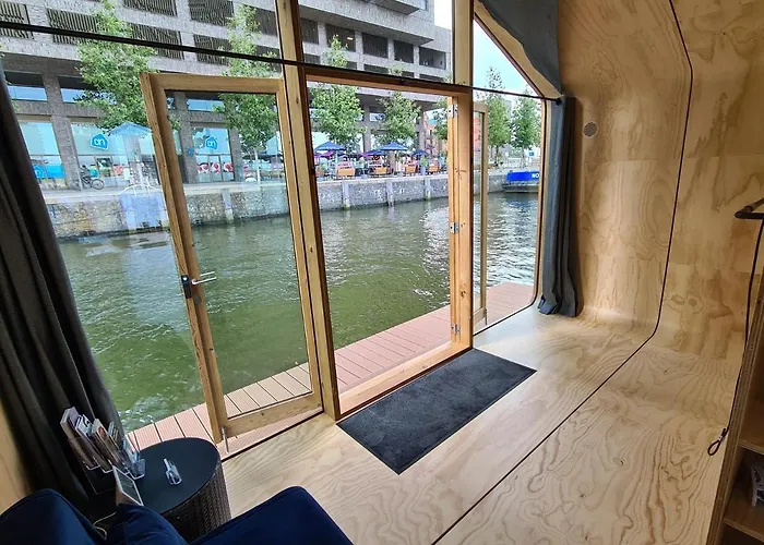 Holiday home Wikkelboats At Floating Rijnhaven