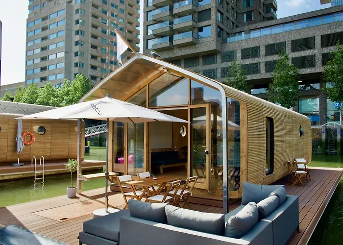 Casa de Férias Wikkelboats At Floating Rijnhaven Roterdão