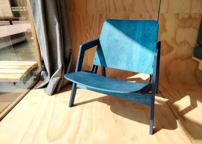 Wikkelboats At Floating Rijnhaven * Roterdão