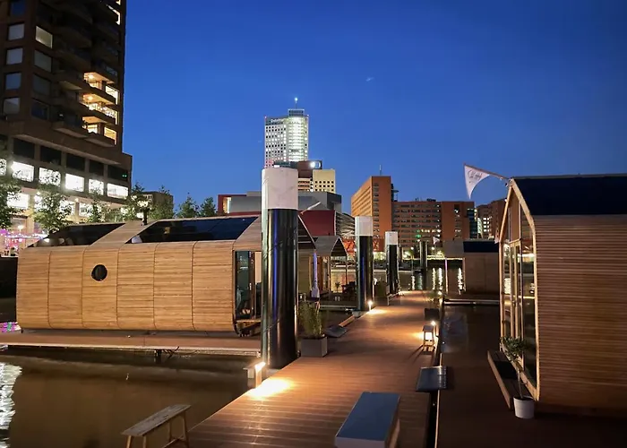 Wikkelboats At Floating Rijnhaven * Ρότερνταμ