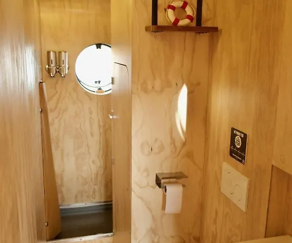 Dom wakacyjny Wikkelboats At Floating Rijnhaven *