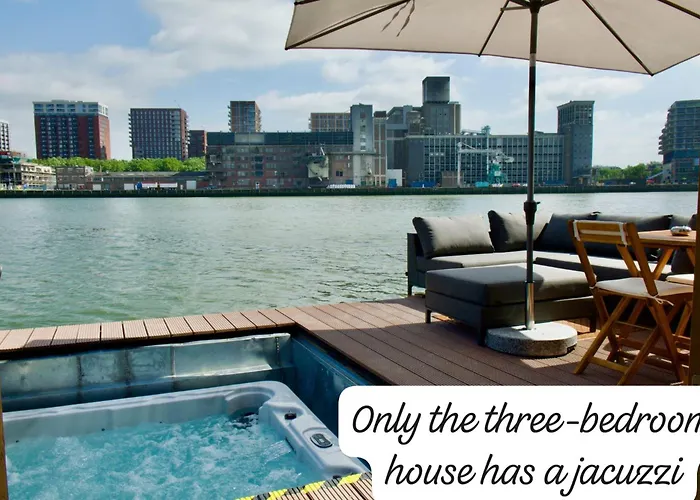 Wikkelboats At Floating Rijnhaven Dom wakacyjny Rotterdam